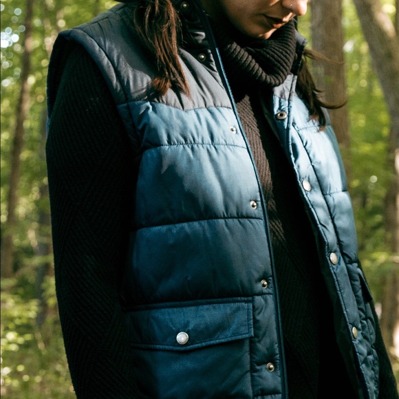 WindRiver Insulated Vest - Picture 3 of 3